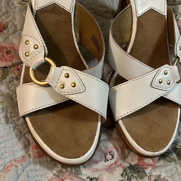 Michael Kors heels - Picture 2 of 6